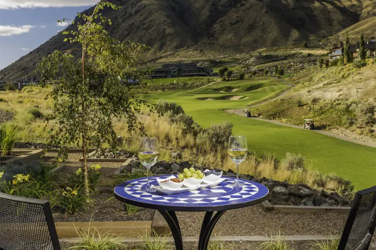 Lunch table overlooking the Bighorn Golf course